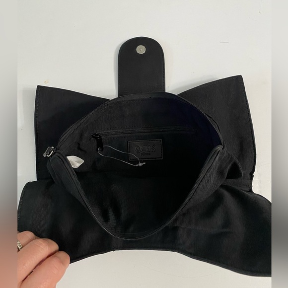 BCBGMAXAZRIA Paris Black Soft Leather Bow Clutch - Picture 9 of 11